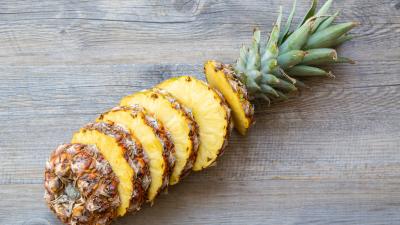 How to Grow a Pineapple From the Top Rather Than Throwing It Out