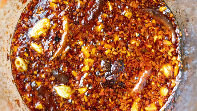 How to Make Your Own Chilli Oil