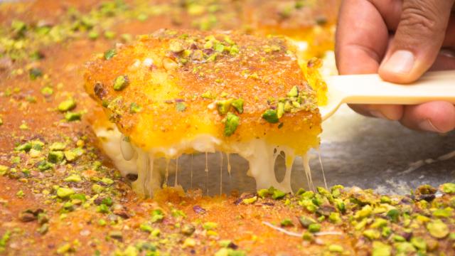 How to Make an Epic Knafeh