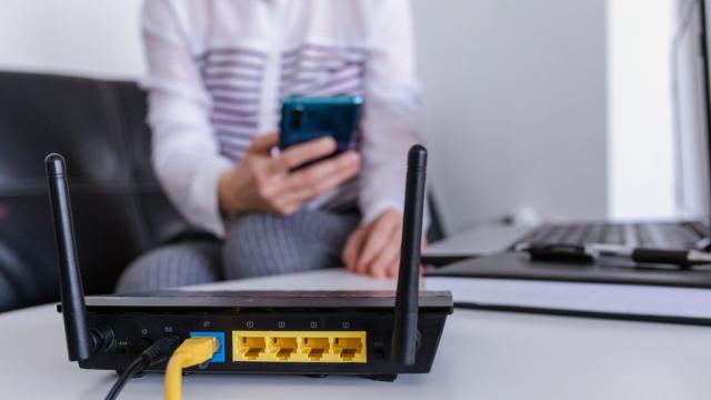 How to Protect Your Home Network From ‘FragAttacks’