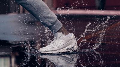 Grab 40% Off Reebok, Adidas And Nike Shoes in The Iconic’s Sneaker Sale