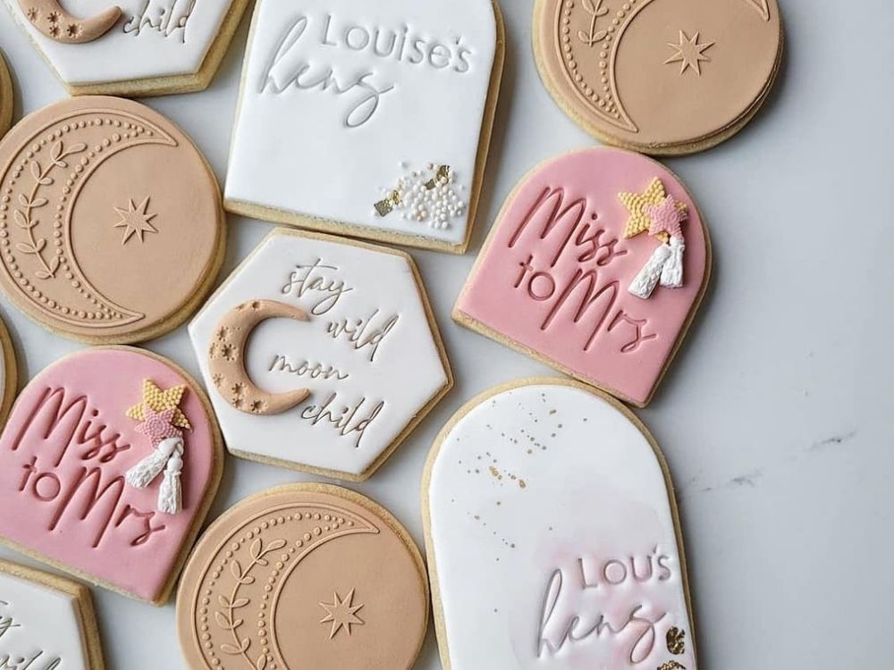 cookie stamps cookie cutters