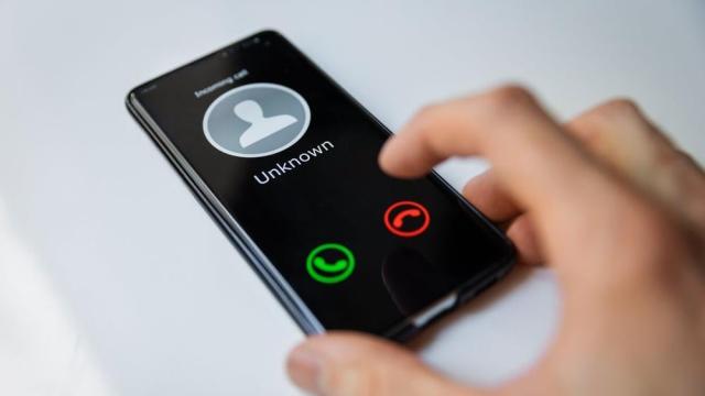 How to Block Spam Calls With the Nuclear Option (and as Little Fallout as Possible)