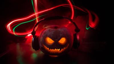 20 Horror Podcasts That Will Scare the Bejesus Out of You