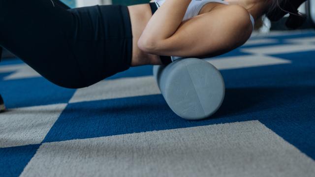 How Effective Is Foam Rolling for Muscle Pain and Flexibility?
