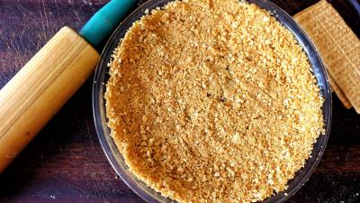 There’s No Shame in a Cookie Crumb Crust