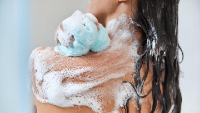 You’re Not Replacing Your Loofah Often Enough (and How to Clean One)