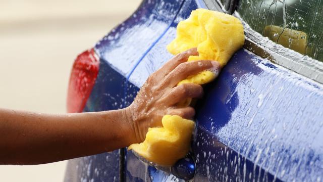 You Need to Spring Clean Your Car’s Exterior Too