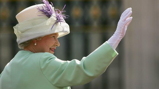 Everyone Is Showing Up for the Queen’s Platinum Jubilee, Here’s How You Can Watch From Your Couch