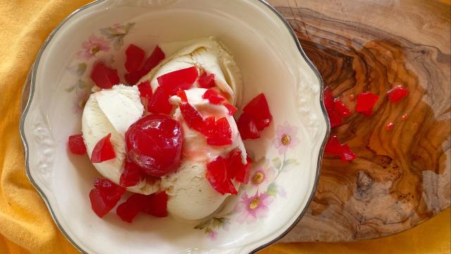 Why You Should Chop Your Sundae Cherries