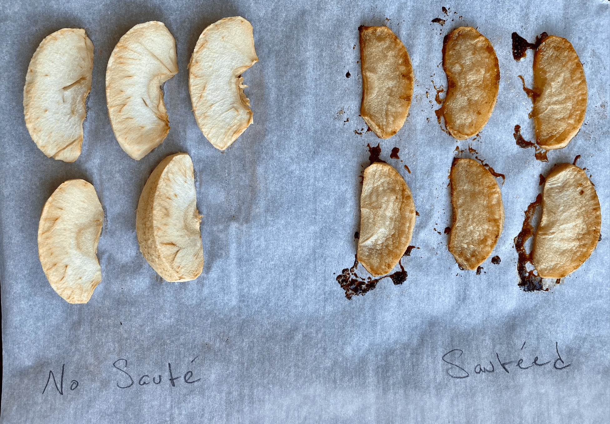 After baking. Left: Apples with nothing added. Right: Apples sautéed in only butter before baking. (Photo: Allie Chanthorn Reinmann)