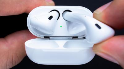 How to Spot Counterfeit AirPods