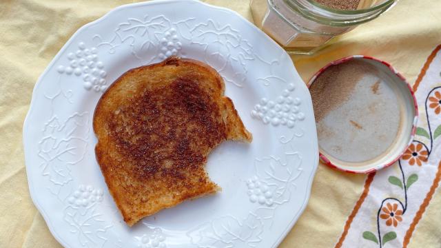 You Should Fry Your Cinnamon Toast