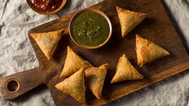 This $16 Samosa Maker Cooks Sweet and Savoury Treats in 5 Minutes Flat