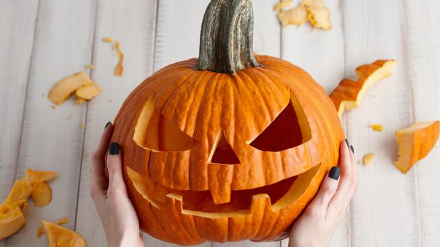 5 Ways to Create a Low-Budget Halloween That Doesn’t Hurt the Environment