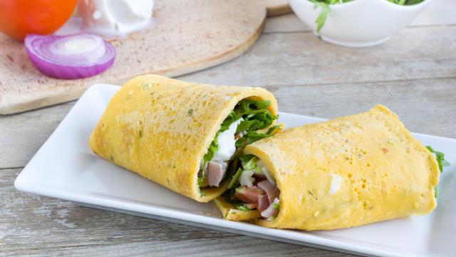 Make Your Own No-Carb Egg Wraps With Two Ingredients