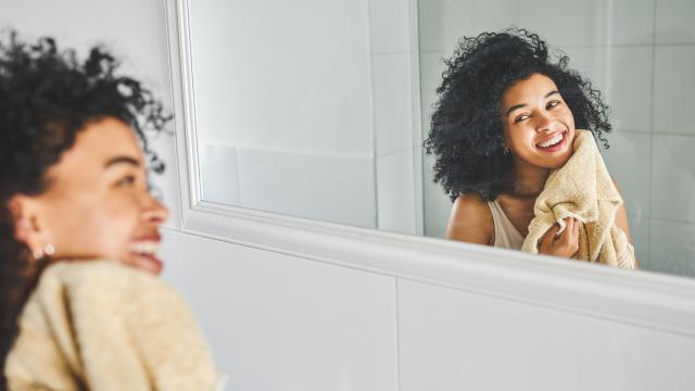 A Beginner’s Guide to Using Oil Cleansers for the First Time