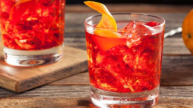 Negroni Sbagliato: How to Make the 3-Ingredient Cocktail