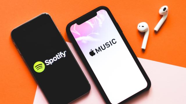 This App Lets You Listen to Spotify Playlists in Apple Music