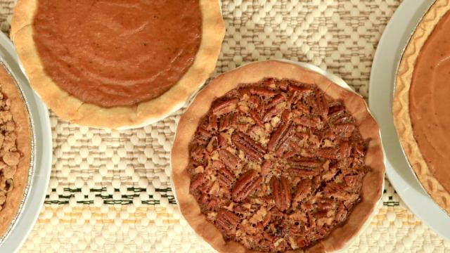 You Should Make Smaller Pies This Holiday Season