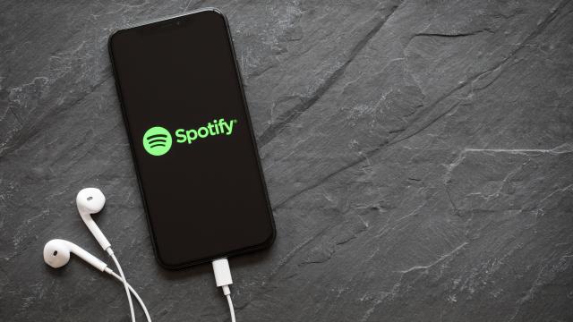 The Reason Spotify Shuffles Aren’t Really Random (and How to Fix It)