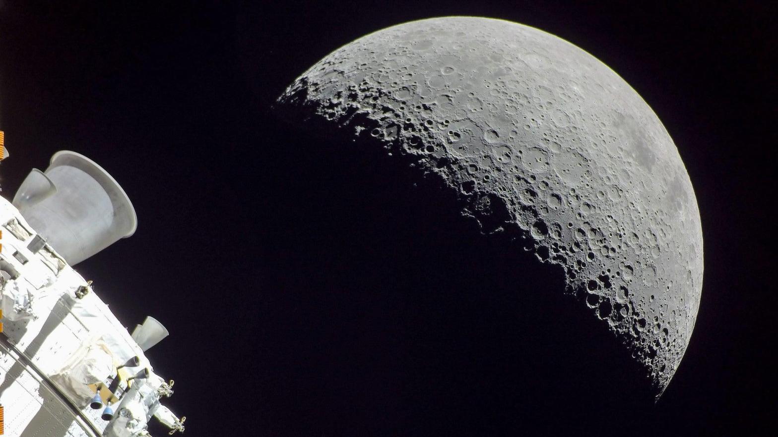 Orion's view of the Moon on December 5, the 20th day of the mission. (Photo: NASA)