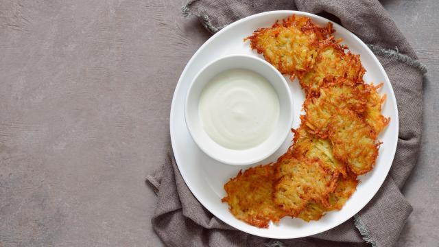 Why You Should Make Your Latkes With Potatoes and Nothing Else