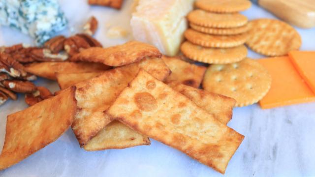 Cannoli Crackers Deserve a Place on Your Cheese Board