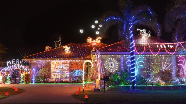 The Best Places to See Christmas Lights Around Australia This Year