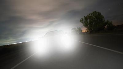 What to Do When You’re Blinded by Another Car’s High Beams