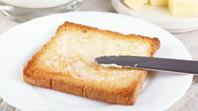 7 Ways to Butter Your Toast Without Destroying It