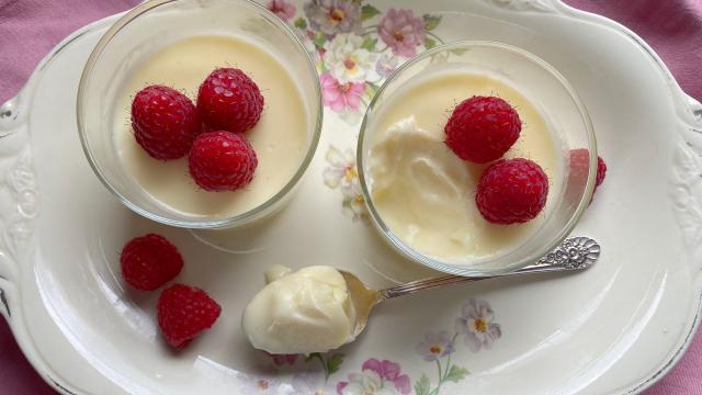 Make This Easy, Creamy Four-Ingredient Lemon Dessert