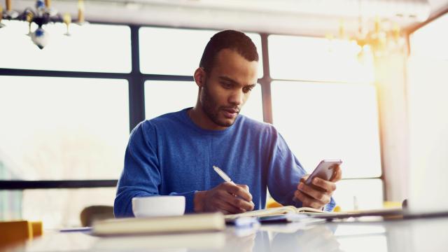 How Your Phone’s Background Can Help You Study