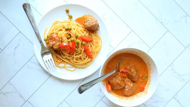 Tame the Heat and Treat Your Thai Curry Like Pasta Sauce