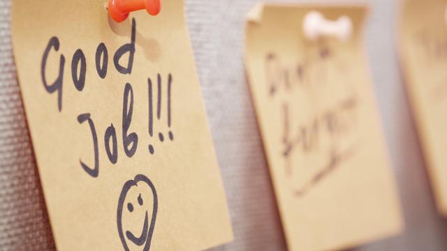 How to Give Good Feedback at Work Without Feeling Awkward