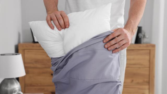 3 Ways a Pillowcase Can Keep Your House Cleaner
