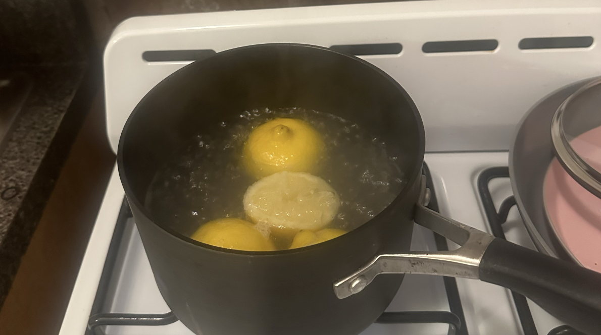 After adding a second lemon. (Photo: Lindsey Ellefson)