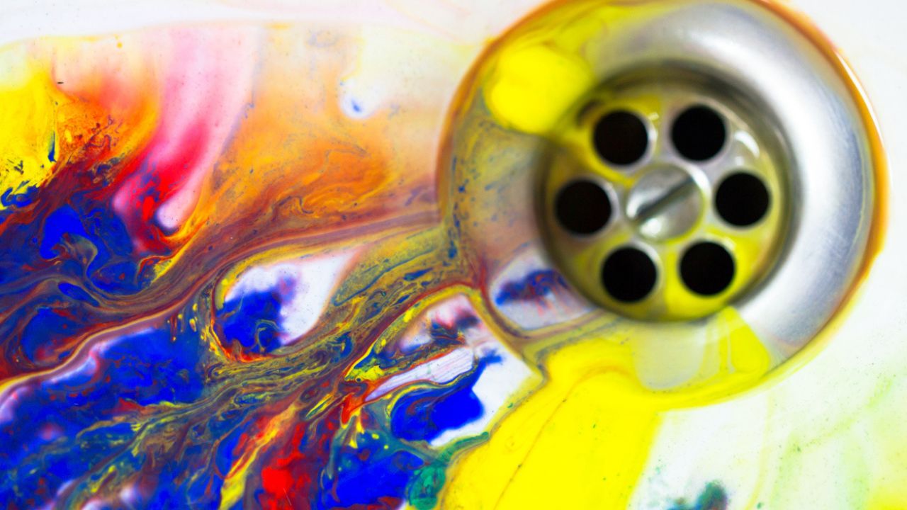 paint oil sink