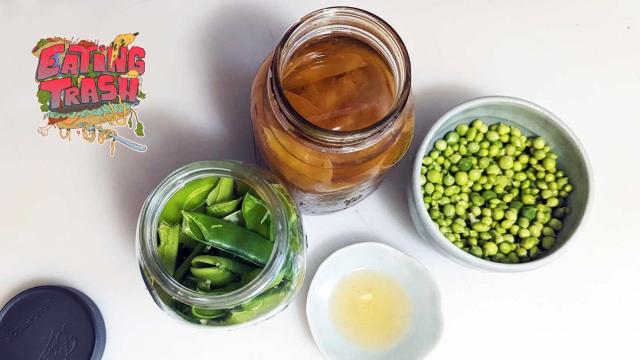 Turn Empty Pea Pods Into a Delicate, Flavoured Vinegar