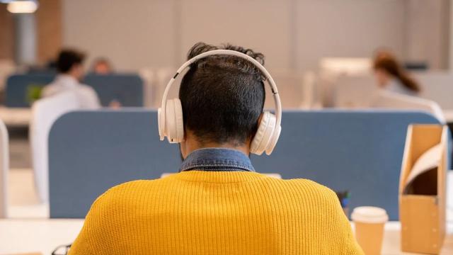 What Is the Best Way to Shut Out Noise at the Office?