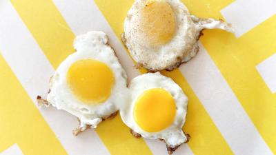 You Should Make the Tiny Frozen Fried Eggs Reddit Hates