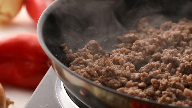 You Should Add Baking Soda to Ground Beef