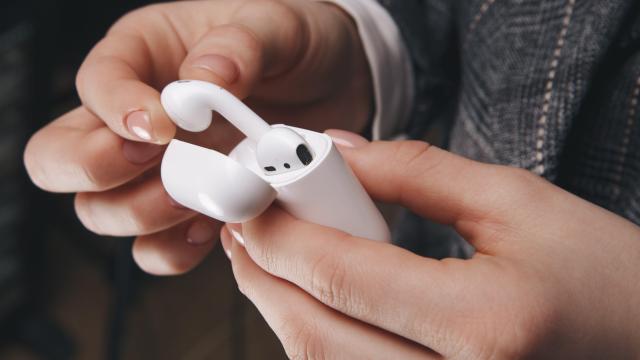 How to Connect AirPods to a Windows Laptop