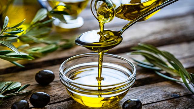 How to Choose the Right Cooking Oil (or Butter)