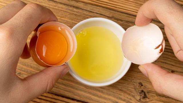 6 Common Egg Myths, Cracked