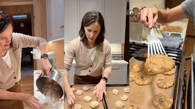 I Can't Stop Thinking About These Cloud Cookies Jennifer Garner Made