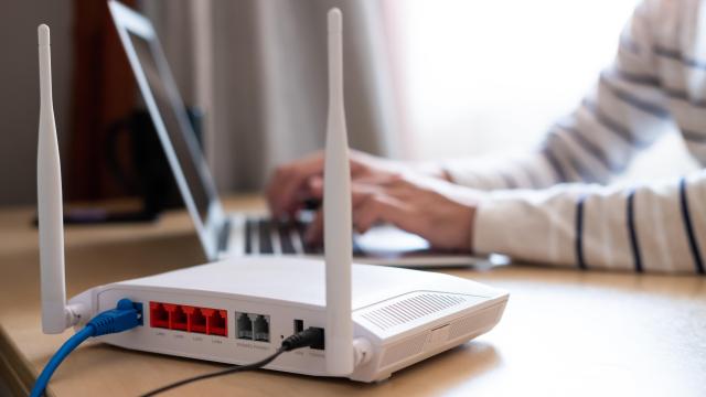 Here’s the Difference Between a Modem and a Router