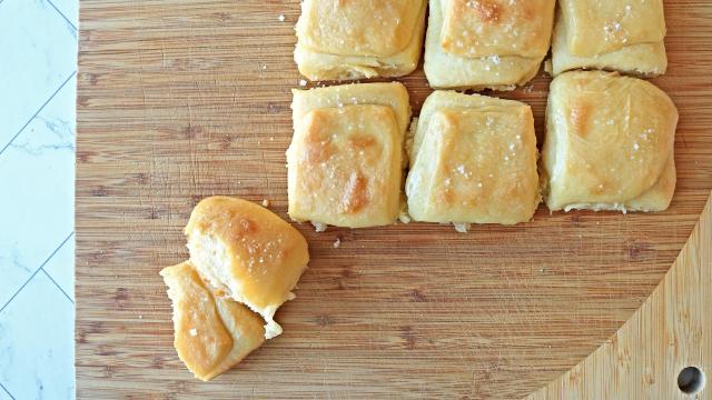Your Dinner Needs These No-Knead Rolls