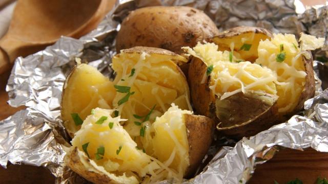 Why You Should Never Store Baked Potatoes in Foil