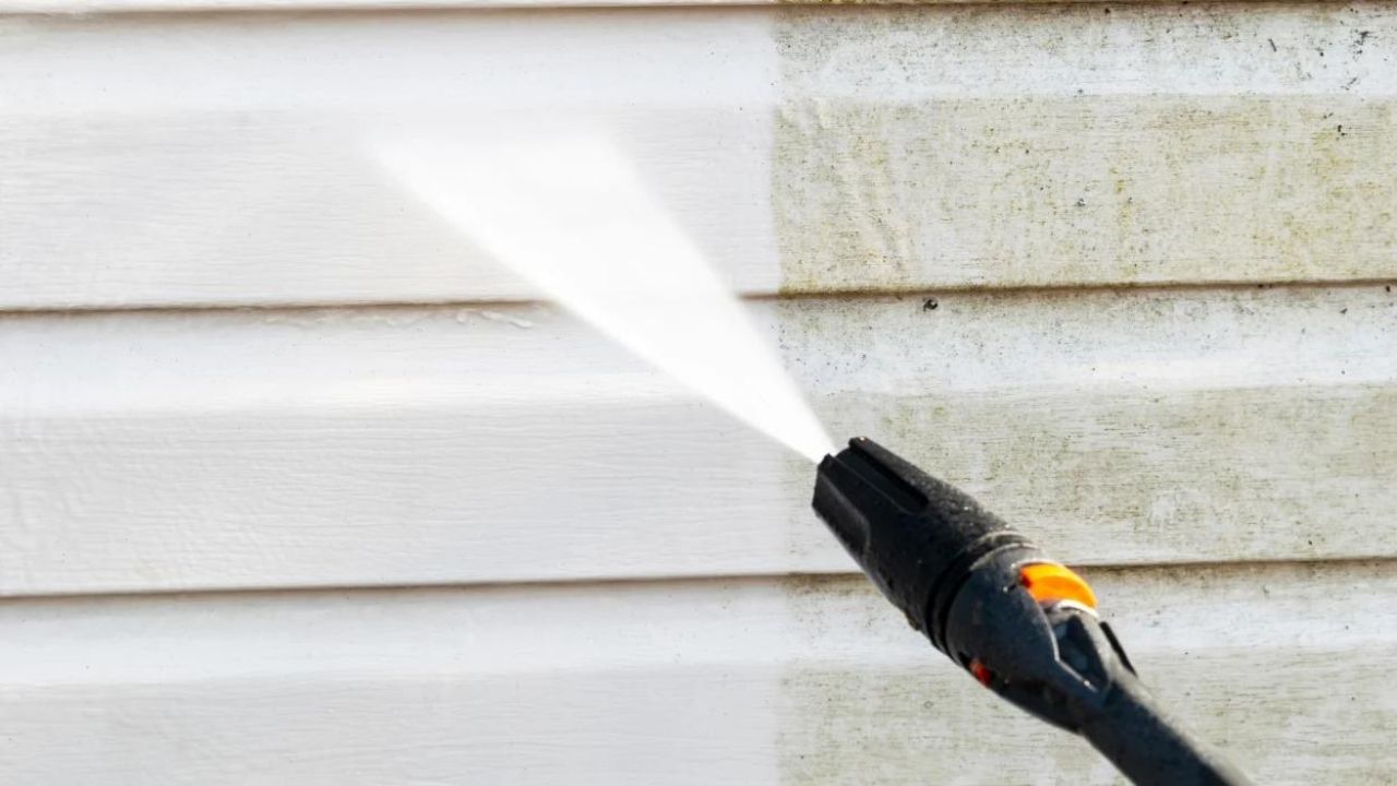 The Differences Between Pressure Washers and Power Washers (and When to Use Each)